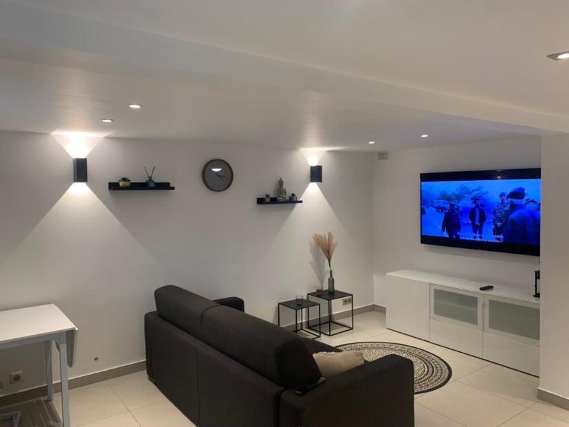 Auberge Appartement Ormesson Sur Marne / Sucy En Brie Eksteriør billede